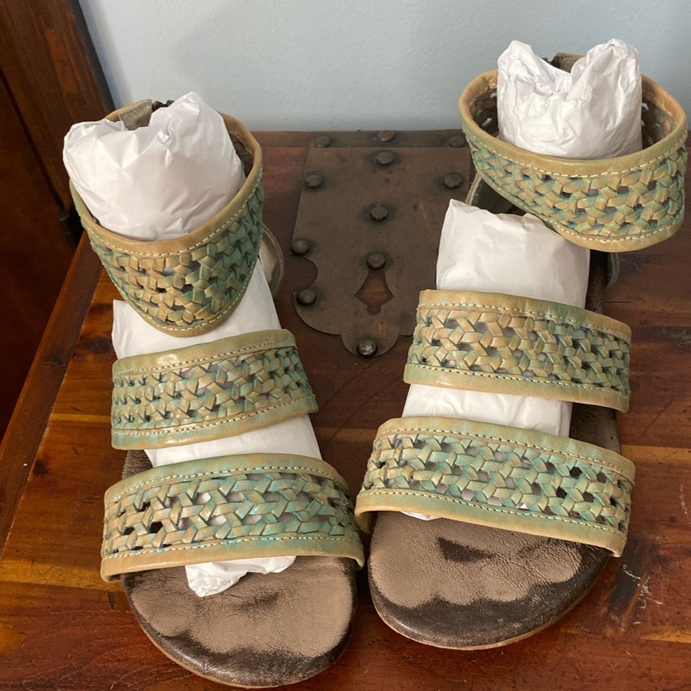Roan by bedstu sandals